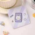 Tragbarer quadratischer Kosmetik-Taschenspiegel mit süßem Bären und lila Streifenmuster - Blau Quadratisch