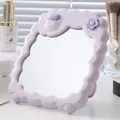 Schattige paarse opvouwbare make-upspiegel met cartoon schaap en mooie bloemdecoraties - Paars