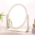 Eleganter ovaler Weizenstroh-Schminkspiegel für den Schreibtisch mit stabilem Ständer - Rund / Beige