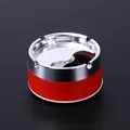 Cenicero moderno de acero inoxidable rojo y plateado con tapa para hogar y coche - Con tapa / Rojo