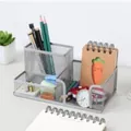 Schreibtisch-Organizer aus grauem Metallgeflecht mit mehreren Fächern für Schreibwaren. - 3 Fächer / Silber