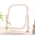 Schwenkbarer Schminkspiegel für den Tisch mit natürlicher Weizenstroh-Textur in Beige - Quadratisch / Beige