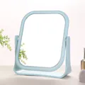 Nordischer blauer Weizenstroh Desktop-Schminkspiegel mit rotierendem rechteckigem Rahmen - Quadratisch / Blau