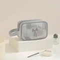 Μινιμαλιστική γκρι διχτυωτή τσάντα καλλυντικών ταξιδιού με φερμουάρ και άνετη λαβή - S / Γκρι