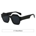 Trendy zwarte zonnebril met polygonaal vierkant montuur voor dames, kleuroptie C1 Black - Zwart Frame Zwart Grijze Glazen