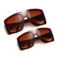 Oversized square frame parent-child sunglasses set in burgundy with gradient lenses - C4 Tea Frame Gradient Tea Parent-Child Set