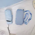 Tragbarer hellblauer 6-fach Mini-Taschenschirm mit passender Hartschalen-Aufbewahrungsbox - Meersalz Blau