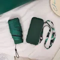 Kompakter dunkelgrüner Mini-Taschenschirm mit Camouflage-Gurt Aufbewahrungskoffer - Nachtgrün