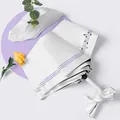 Élégante ombrelle blanche de style français avec notes de musique et décor de nœud - Notes Sautantes - Blanc Crème