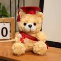 Abschluss-Plüschteddybär mit roter Doktorkappe und Glückwunschschärpe als Geschenk - 18cm / Hellbrauner Bär - Rote Schärpe