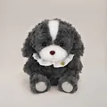 Süßes grau-weißes Welpen-Plüschtier mit rüschenbesetztem Halsband und Goldherz-Anhänger - Border Collie (Welpe) / 17cm / Dunkelgrau