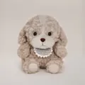 Niedliche beige Plüsch-Teddy-Hundepuppe mit blauem kariertem Lätzchen als Wohndekoration - Berner Sennenhund (Welpe) / 17cm / Hellkaffee