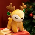 Niedliches Rentier-Plüschtier für Weihnachten auf einer roten Geschenkbox-Deko - Rentier mit geschlossenen Augen Stil (15cm)