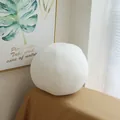 Coussin boule en sherpa blanc minimaliste avec texture douce pour décor moderne - Forme de Balle / 26cm / Blanc