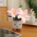 Simpatica pianta di tulipano in peluche rosa con faccina sorridente per casa - Rosa