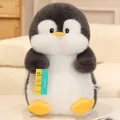 Adorable peluche de pingüino Bobova con suave pelaje gris y blanco y pies amarillos - Pingüino Perezoso de Bobowa