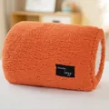 Gezellige oranje sherpa fleece handwarmer met warm + cozy label voor de winterperiode - 34*24*13cm / Oranje