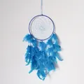 Atrapasueños azul hecho a mano con plumas y cuentas para decoración de pared - Estilo Malla Azul (MS6964E)