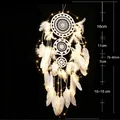 Handgefertigter weißer böhmischer Traumfänger mit drei Ringen, Federn und warmen LED-Lichtern - Stil mit Lichtern (MS6005CD) / Weiß