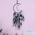 Atrapasueños de ensueño con forma de luna y plumas blancas y negras para pared - Negro (MS9114)