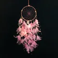 Atrapasueños de plumas rosas hecho a mano con luces LED para decoración de pared - Rosa con Luz (MS9485CD)