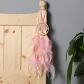 Prachtige roze dromenvanger handgemaakt met natuursteen levensboom en zachte veren - Levensboom Dromenvanger Hanger (MS9458H) / 7.5cm / Roze