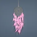 Handgefertigter rosa Traumfänger Wandbehang mit Federn und Perlen für Wohndeko - 9536P