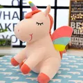 Lindo juguete de peluche de unicornio rosa suave con alas de arcoíris y cuerno - 22cm / Rosa