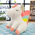 Adorable unicornio de peluche blanco arcoíris con alas coloridas y un cuerno mágico suave. - 22cm / Blanco