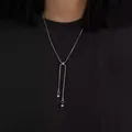 Minimalistische silberne Titanstahl-Pulloverkette mit verstellbarem Zugverschluss - Kreuz Verstellbare Stahlkugel