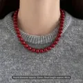 Rote Perlenkette 10mm Durchmesser Perlen 40cm Länge auf grauem Pullover Modell - 10mm / 40CM / Ancorra Rot