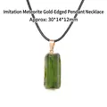Pendente retrò in finta meteorite verde con bordo dorato e cordino nero - Collana Effetto Meteorite Bordo Dorato