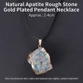 Halskette mit natürlichem blauem Apatit-Rohstein und vergoldetem Rand, Boho-Stil - Natürlicher Apatit-Rohstein-Halskette mit Goldrand (Kupfer)
