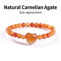 Natuurlijk rood agaat kralenarmband met centraal hartvormige stenen hanger, 6mm - Rode agaat