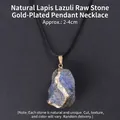 Pendentif en lapis-lazuli brut naturel avec bord doré sur cordon noir - Style Pierre Brute de Lapis-lazuli Naturel Bordure Dorée