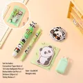 Detalle del set de papelería de panda con bolígrafos, pegatinas y notas adhesivas - Bolsa de Regalo Panda (Estilo E) / 66g