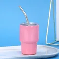 Detaillierte Ansicht des 2oz rosa Mini-Isolierbechers aus Edelstahl mit silbernem Halm - Rosa