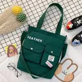 Grand sac cabas en toile vert foncé avec poches et bandoulière - Vert