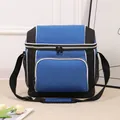 Vooraanzicht van een blauw-zwarte geïsoleerde picknick koeltas met schouderriem. - Koningsblauw