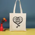 Elegante bolso de lona crema con un gráfico de estetoscopio de corazón Nurse Squad - 35*39cm / Nurse-36