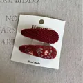 Süßes Set aus roten bestickten und Cord-Haarspangen für Mädchen, Haarschmuck. - Rot Gestreift Blumig Paar / Ein Paar