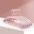 Lot de 5 cintres roses épais sans trace avec larges épaules antidérapants - Rose Nordique