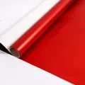 Metallic rode cadeaupapierrol met witte achterkant voor feestelijke cadeaus - Mat Rode Stijl / 0.43x3M/Rol