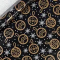 Papier cadeau de Noël noir haut de gamme avec boules dorées et flocons de neige argentés - Base Noire Cloche