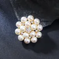 Elegant pearl and crystal floral brooch in gold finish for women's suits - Pearl Floral Style (XD825298-2) / Gold