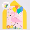 Handgemachte 3D-Flamingo-Glückwunschkarte mit bunten Luftballons und gelbem Umschlag - Rosa Flamingo Stil