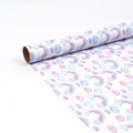 Detalle de rollo de papel de regalo con diseño de arcoíris y nubes en acuarela de ensueño - Arcoíris de ensueño / 43cm*3m