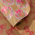 Rollo de papel de regalo de Navidad kraft de doble cara con coronas y lazos rosas - Guirnalda Rosa / 10 Metros