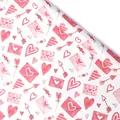 Valentinstag-Geschenkpapier mit rosa Aquarell-Herzen und Umschlagmustern aus Kraftpapier - Umschlag Herz