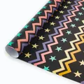 Carta regalo nera decorata con strisce a zig-zag colorate e stelle in toni pastello. - Stelle Ondulate Pentacolore (RC22022-RC22027) / 50x70cm